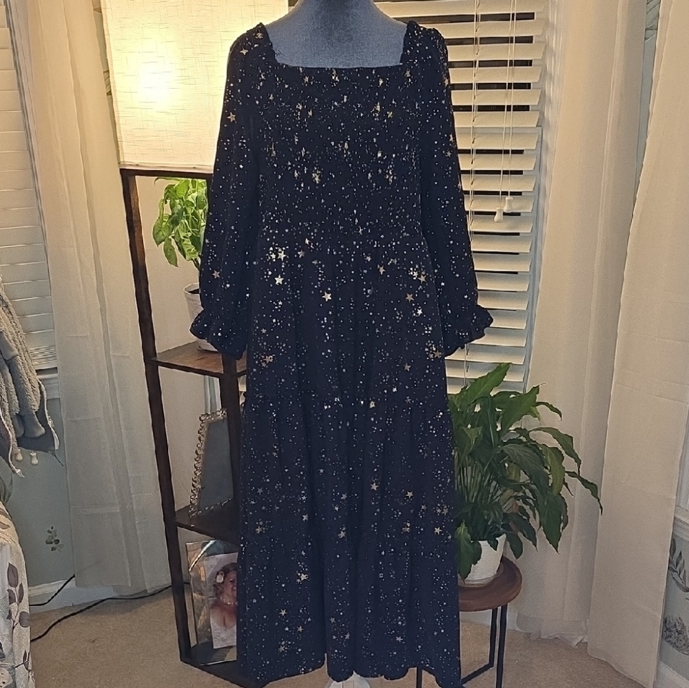 BloomChic Navy and Gold Star Pattern Long Sleeve Dress